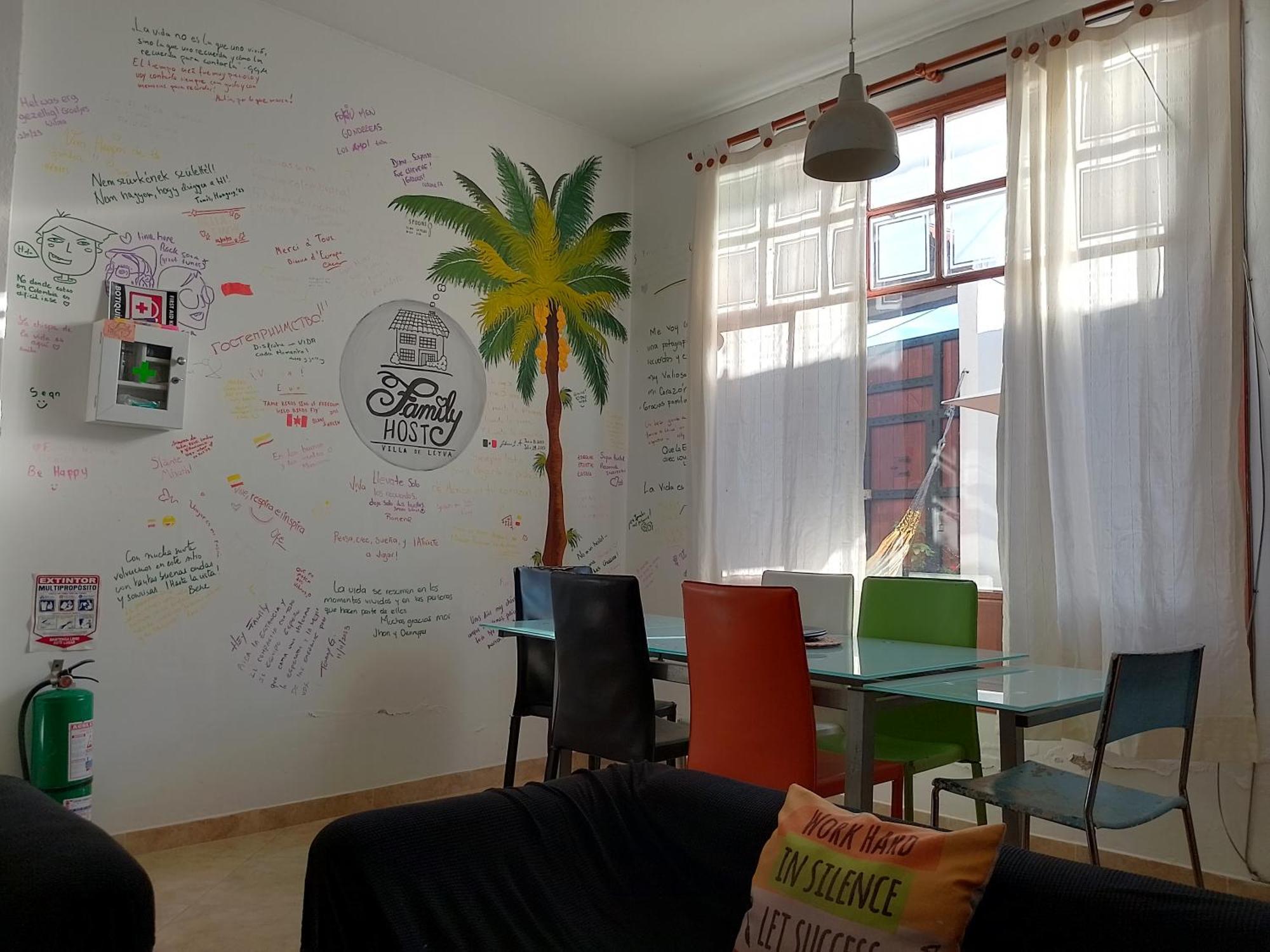 וילה דה לייבה Family Host Hostel מראה חיצוני תמונה